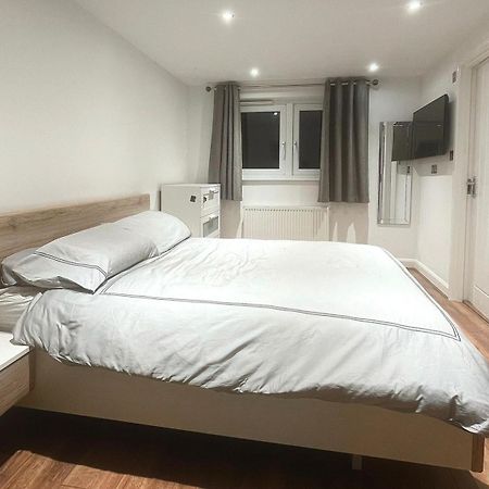 Spacious Private Room In Vibrant South London Thornton Heath エクステリア 写真
