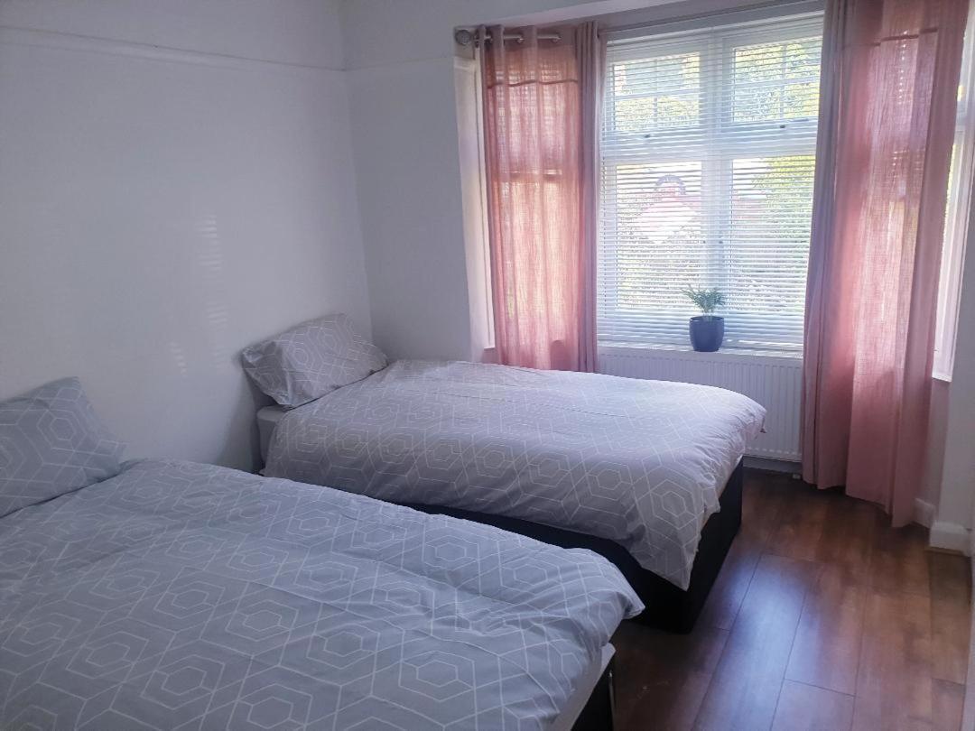 Spacious Private Room In Vibrant South London Thornton Heath エクステリア 写真