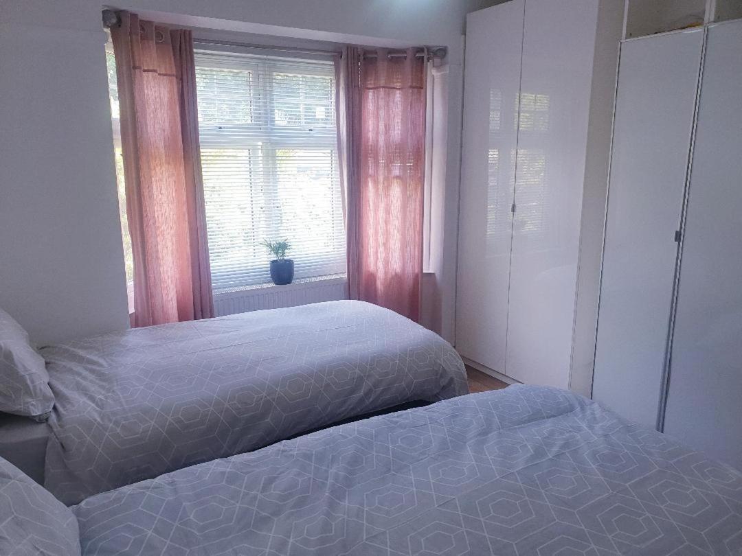 Spacious Private Room In Vibrant South London Thornton Heath エクステリア 写真