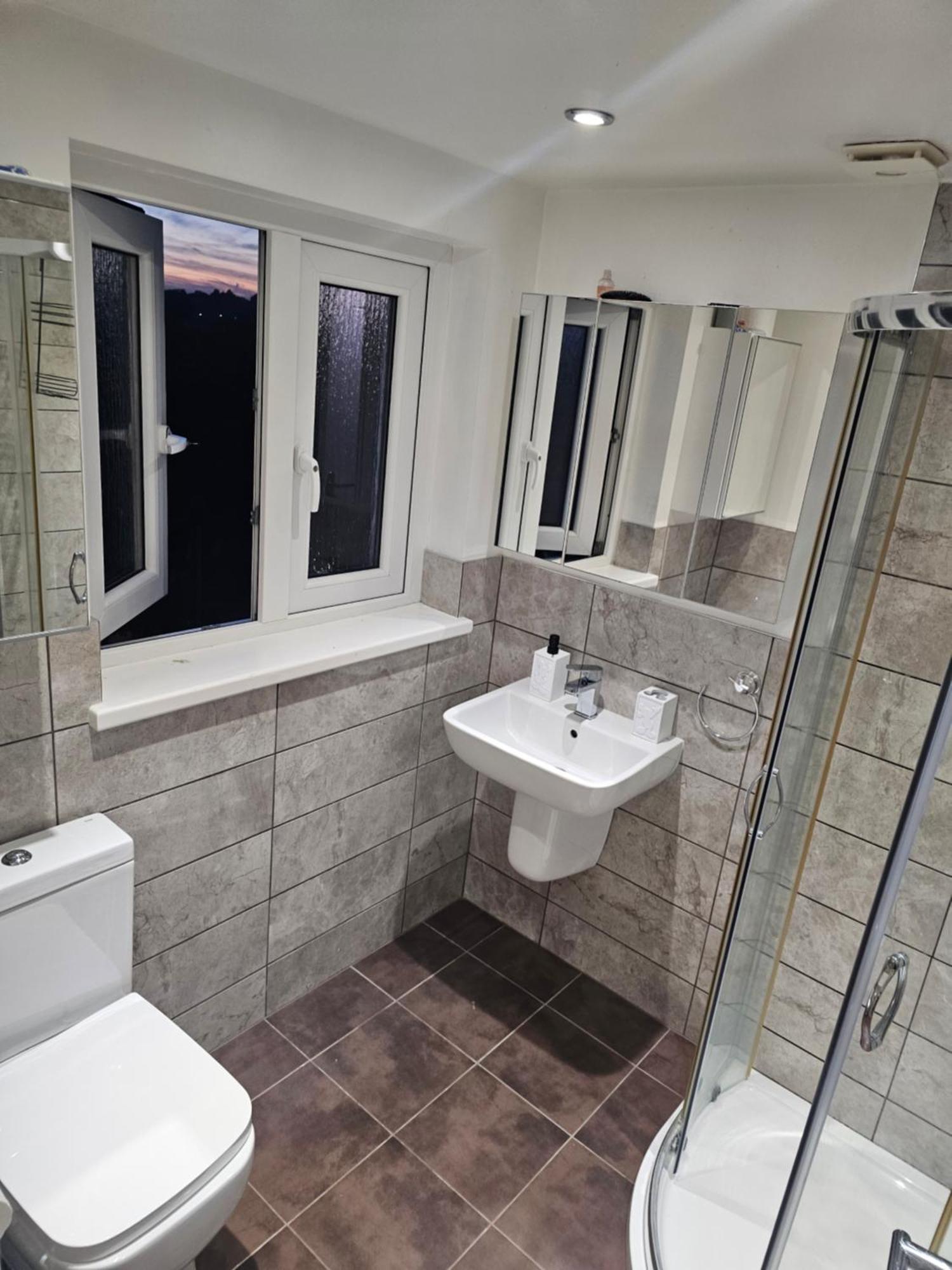 Spacious Private Room In Vibrant South London Thornton Heath エクステリア 写真